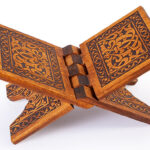 Red Pine Wooden Rehal Quran Holder – Handcrafted Turkish Foldable Stand
