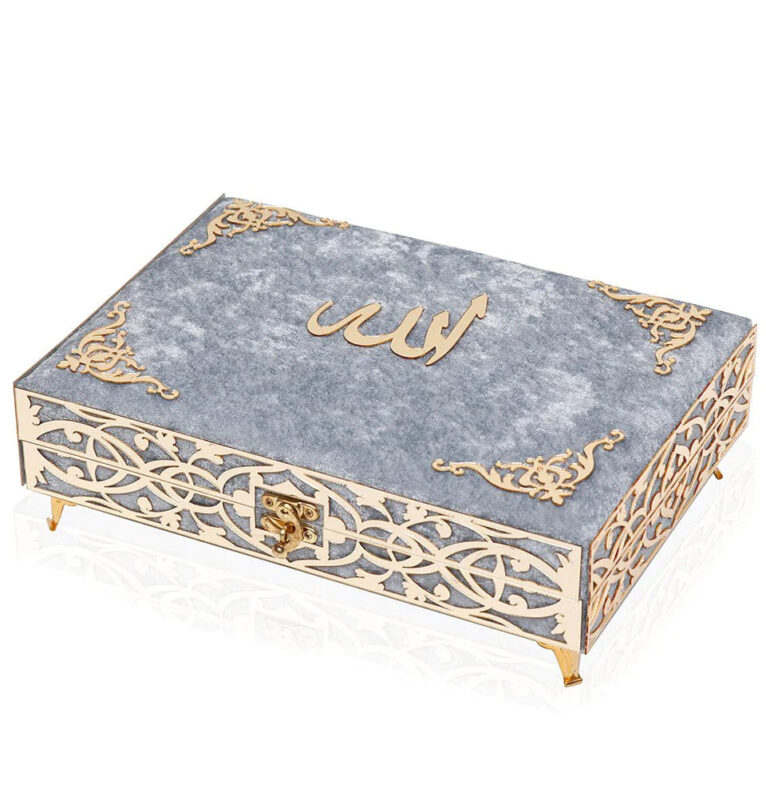 Holy Quran Keepsake Ikra Gift Set for Women - With Hijab & Tasbih - Silver
